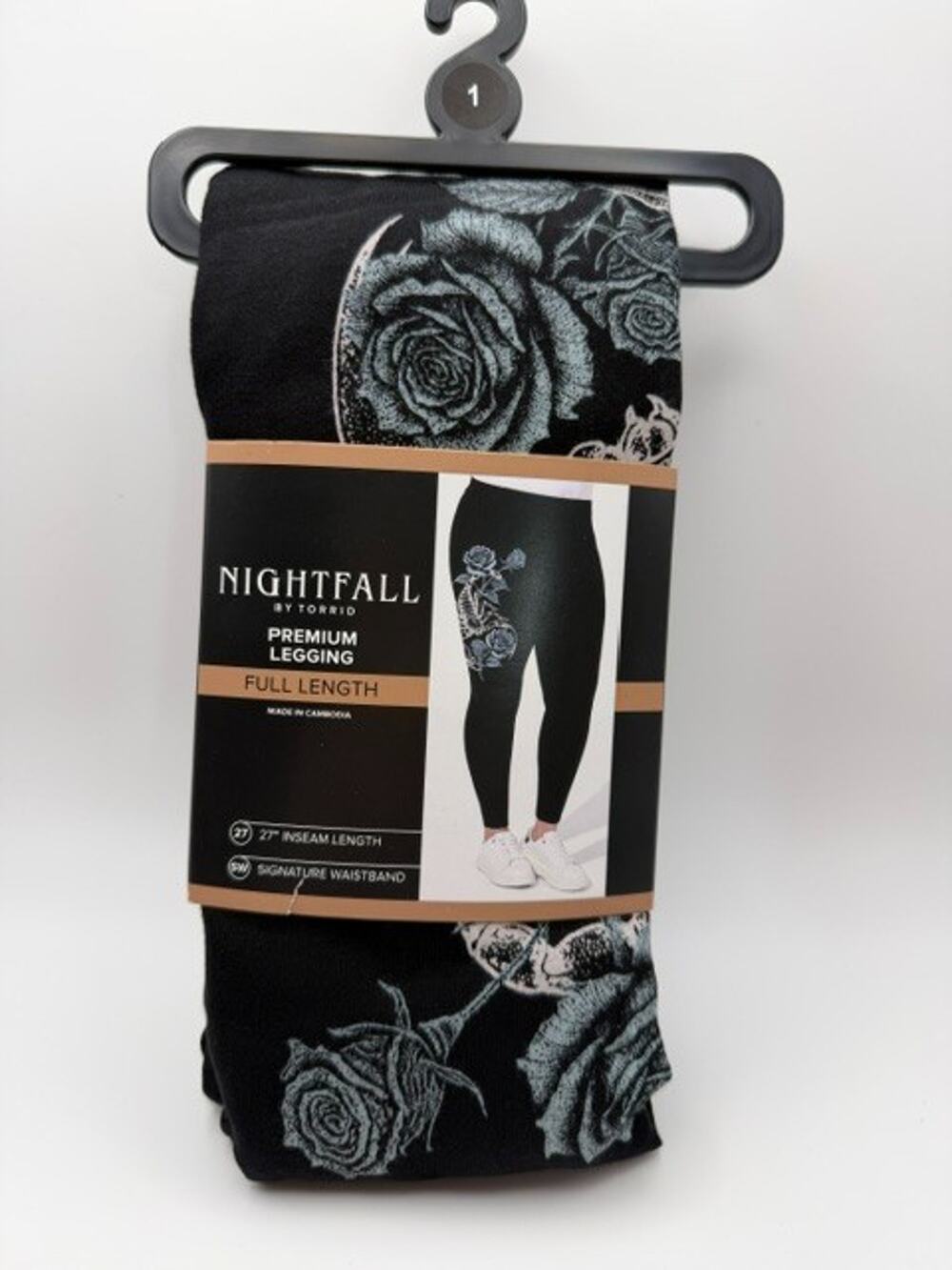 Torrid Nightfall Scorpion Roses Leggings Size 1 Black Full Length Gothic NWT